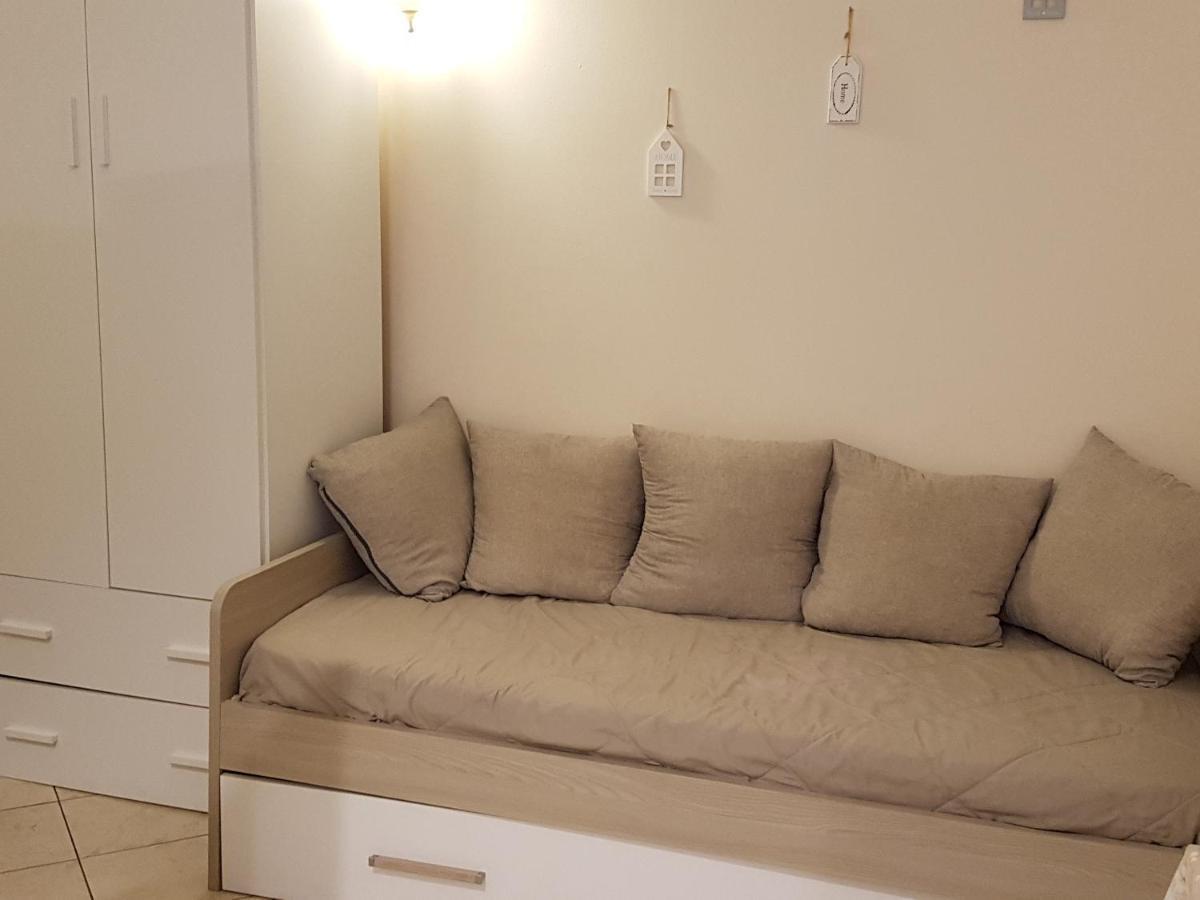 Philos - Appartements & Rooms Таранто Екстериор снимка